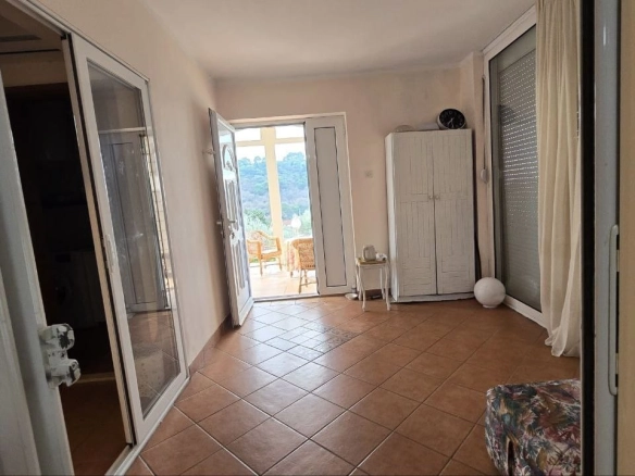 Dvosoban stan 56 m² – Petrovac, Budva — fotografija 3