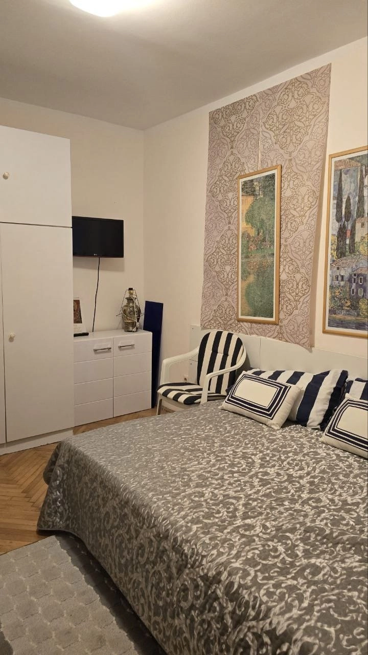 Dvosoban-stan-sa-terasom-u-Petrovcu-Budva-6 Dvosoban stan 56 m² – Petrovac, Budva — fotografija 7