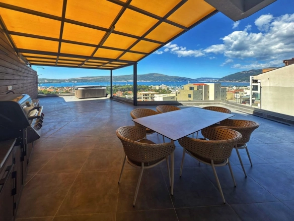 Dvosoban stan 185 m² – Mažina, Tivat — fotografija 2