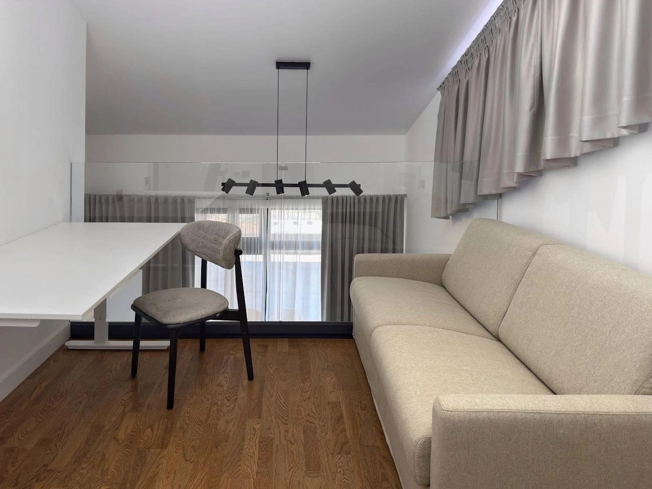 Dupleks-penthaus-sa-terasom-i-djakuzijem-Tivat-4 Dvosoban stan 185 m² – Mažina, Tivat — fotografija 5