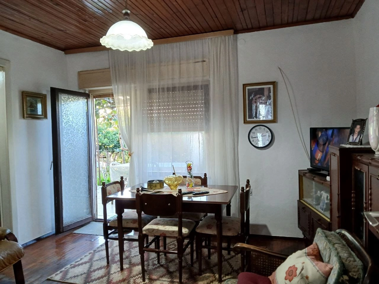 Prizemna-kuca-sa-dvoristem-u-Polju-Bar-5 Kuća 80 m² – Polje, Bar — fotografija 6