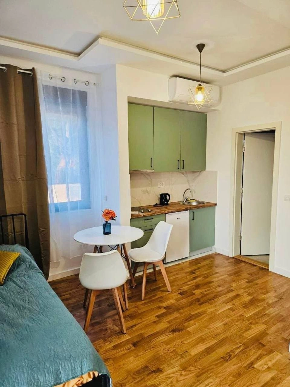 Namjestena-garsonjera-u-kompleksu-sa-bazenom-Bar-1 Garsonjera 21 m² – Bar — fotografija 2