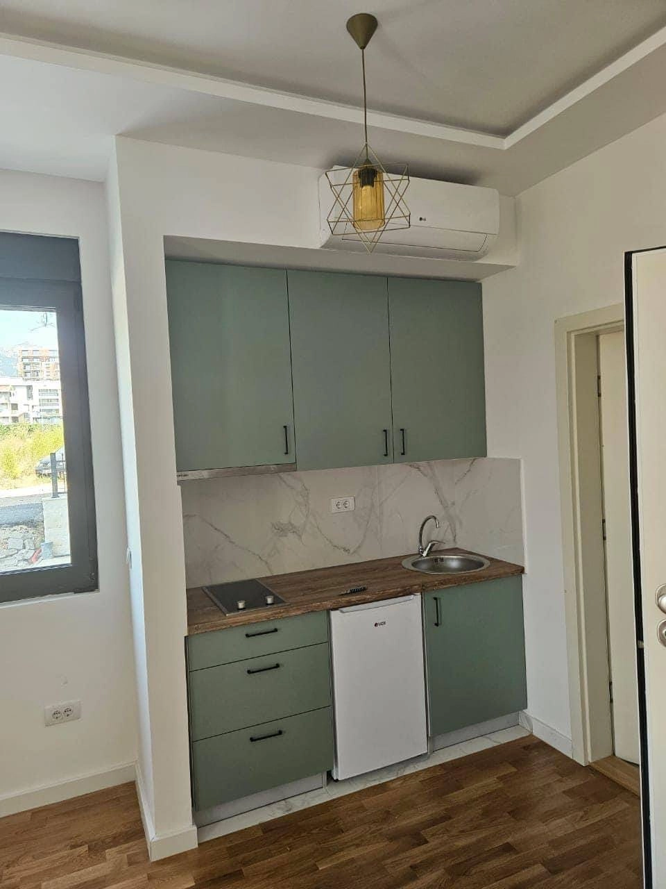 Namjestena-garsonjera-u-kompleksu-sa-bazenom-Bar-3 Garsonjera 21 m² – Bar — fotografija 4