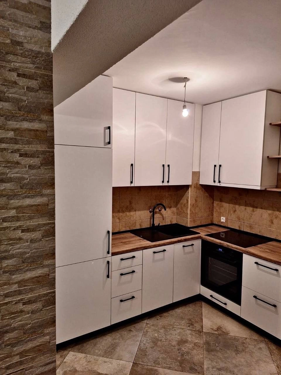 Dvosoban-stan-u-centru-Tivta-1 Dvosoban stan 55 m² – Tivat — fotografija 2