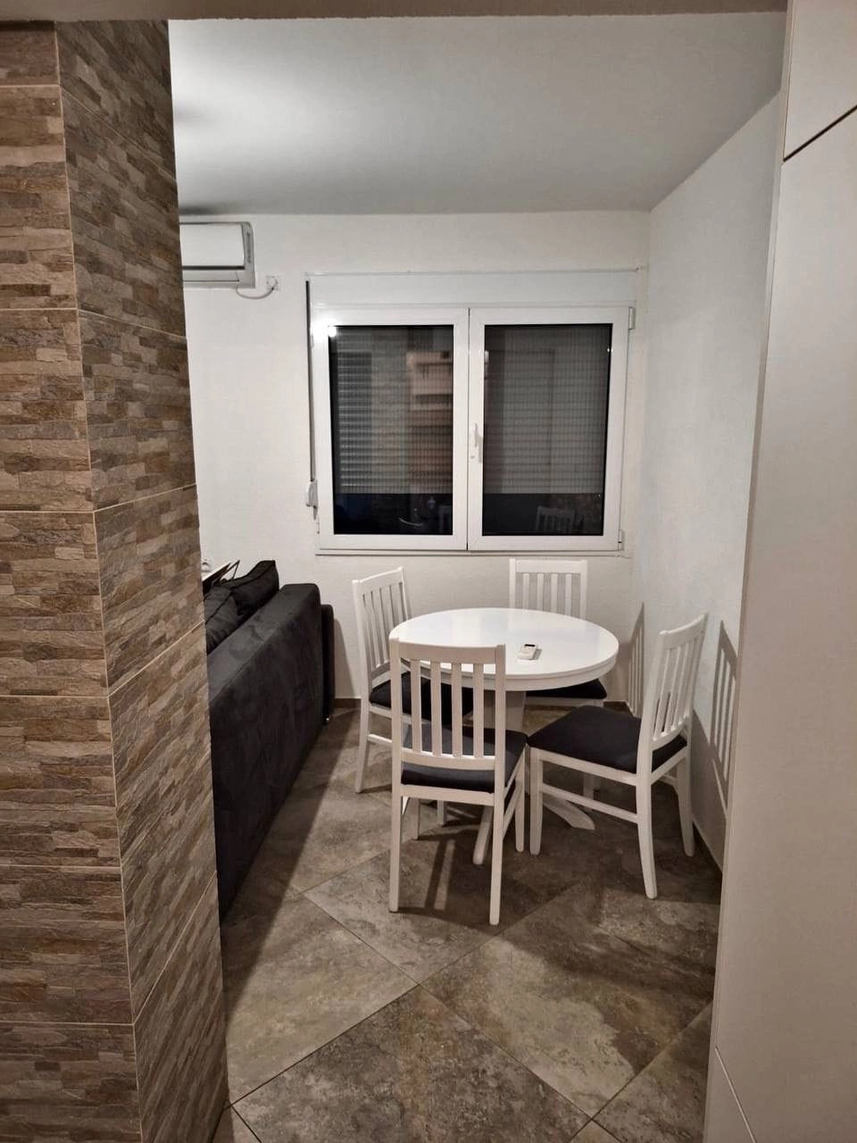 Dvosoban-stan-u-centru-Tivta-2 Dvosoban stan 55 m² – Tivat — fotografija 3