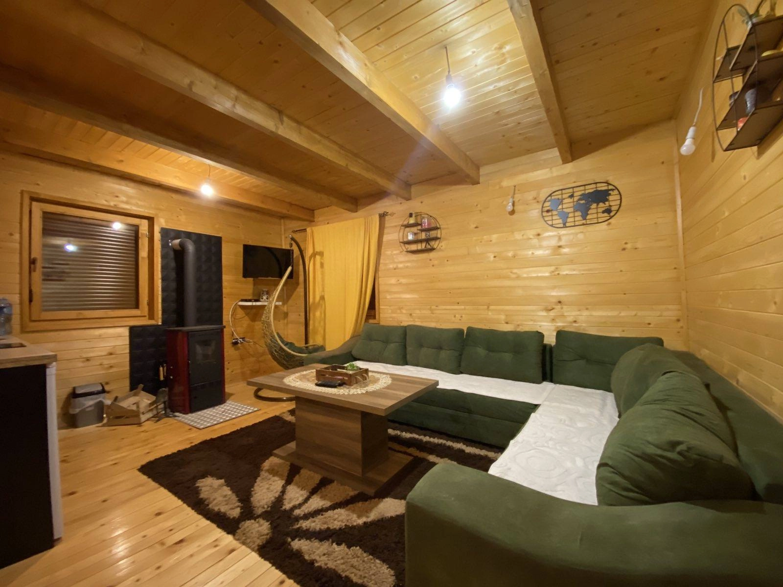 Dvospratna-drvena-kuca-na-placu-u-Kolasinu-2 Kuća 84 m² – Kolašin — fotografija 3