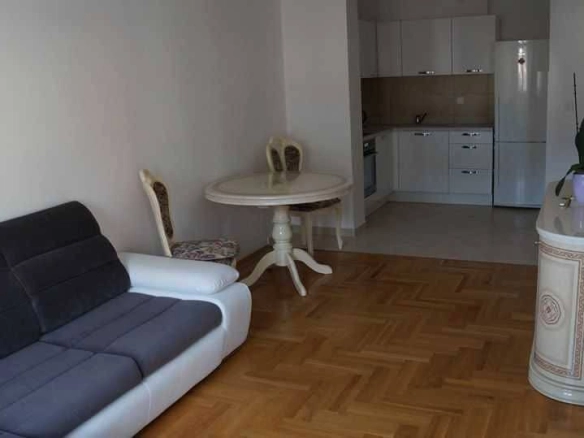 Jednosoban stan 45 m² – Lazi, Budva — fotografija 4