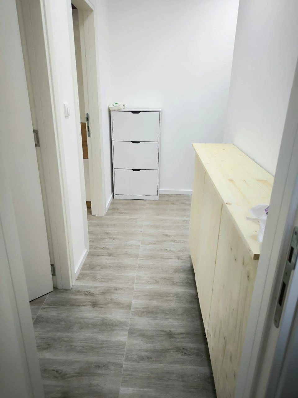 Jednosoban-stan-sa-terasom-i-pogledom-na-more-Bar-5 Jednosoban stan 46 m² – Šušanj, Bar — fotografija 6