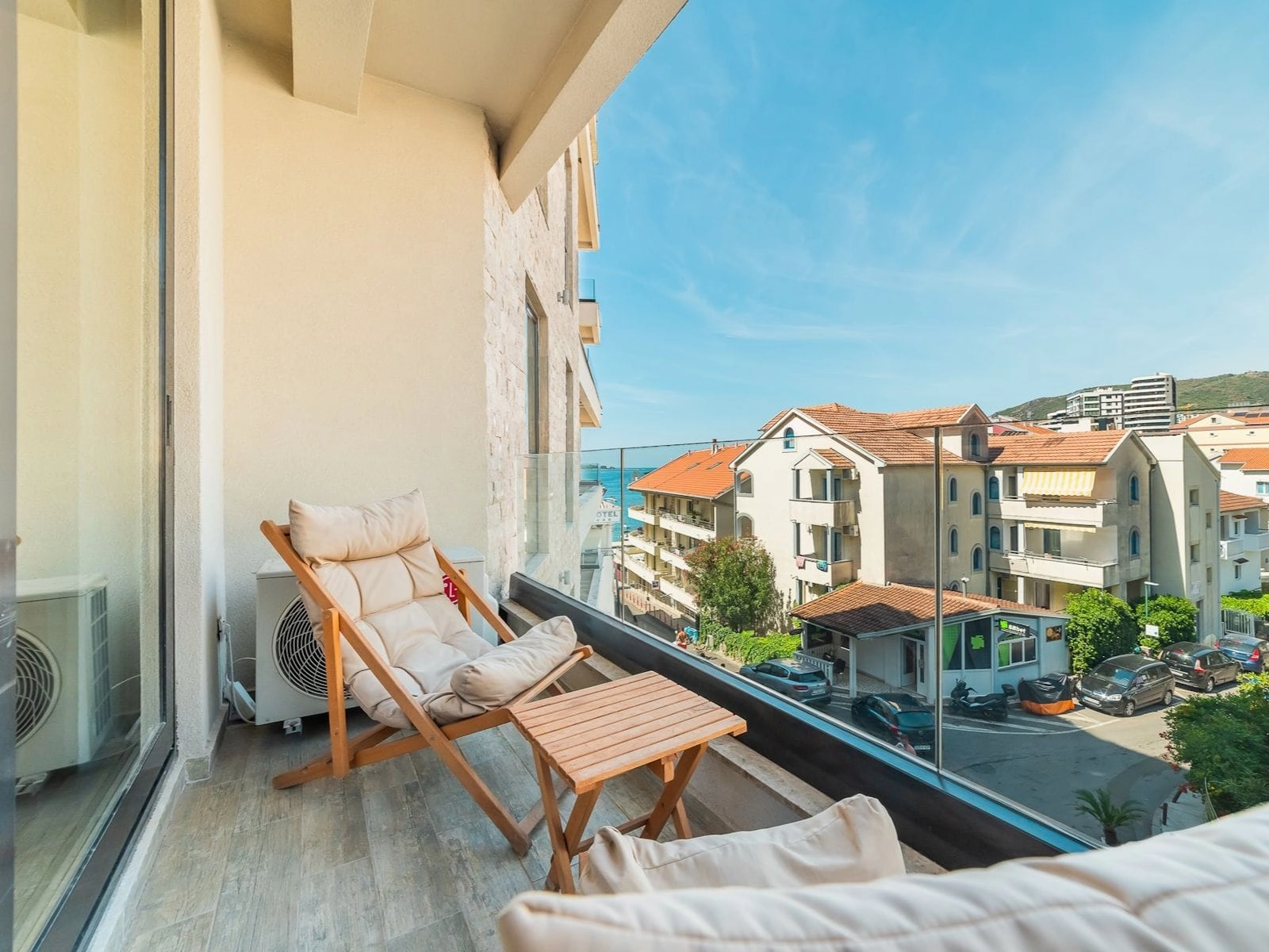 Renoviran-dvosoban-stan-u-Rafailovicima-Budva-2 Dvosoban stan 53 m² – Rafailovići, Budva — fotografija 3