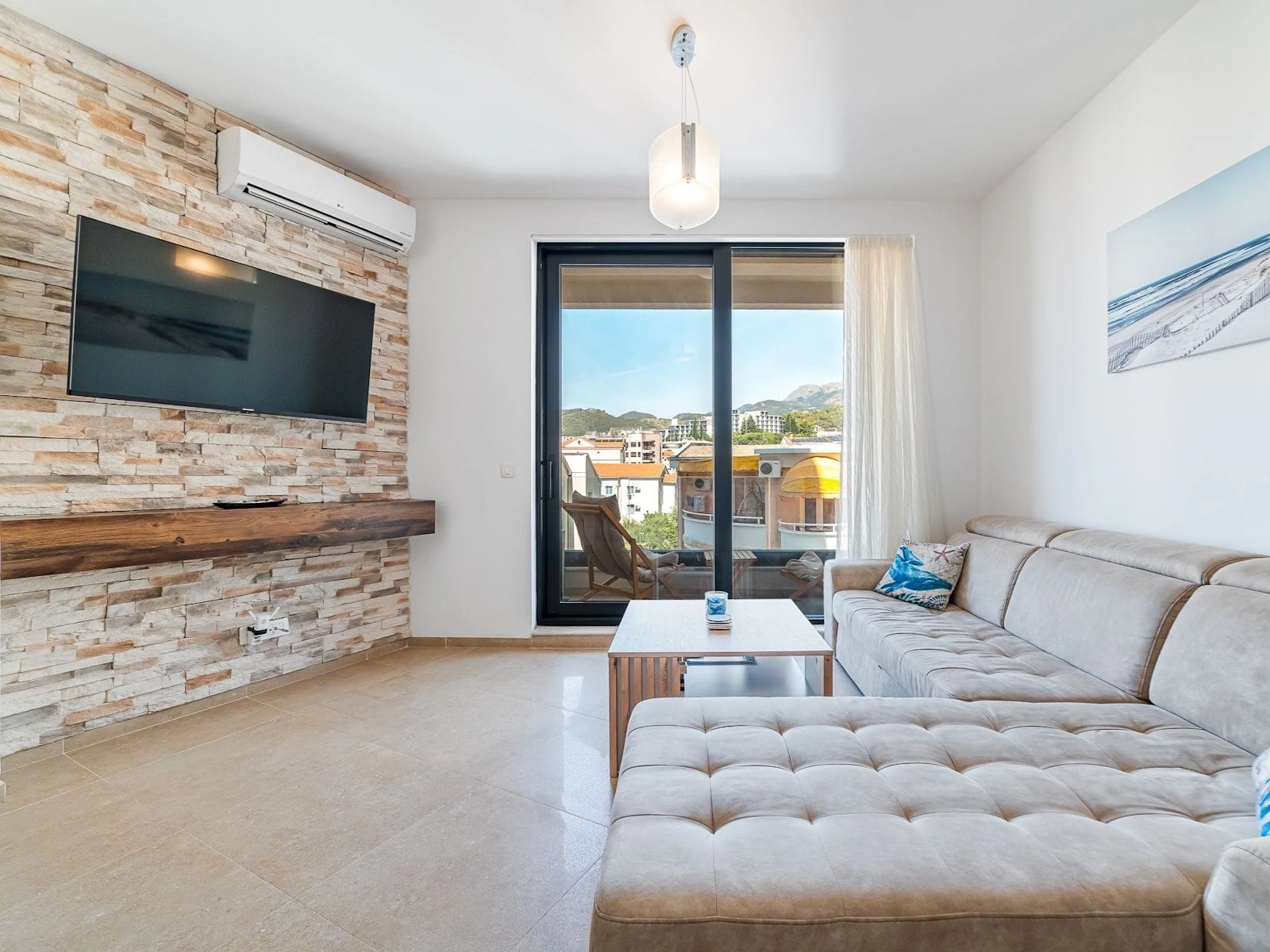 Renoviran-dvosoban-stan-u-Rafailovicima-Budva-3 Dvosoban stan 53 m² – Rafailovići, Budva — fotografija 4