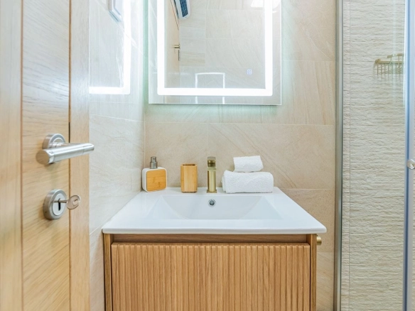 Dvosoban stan 53 m² – Rafailovići, Budva — fotografija 10