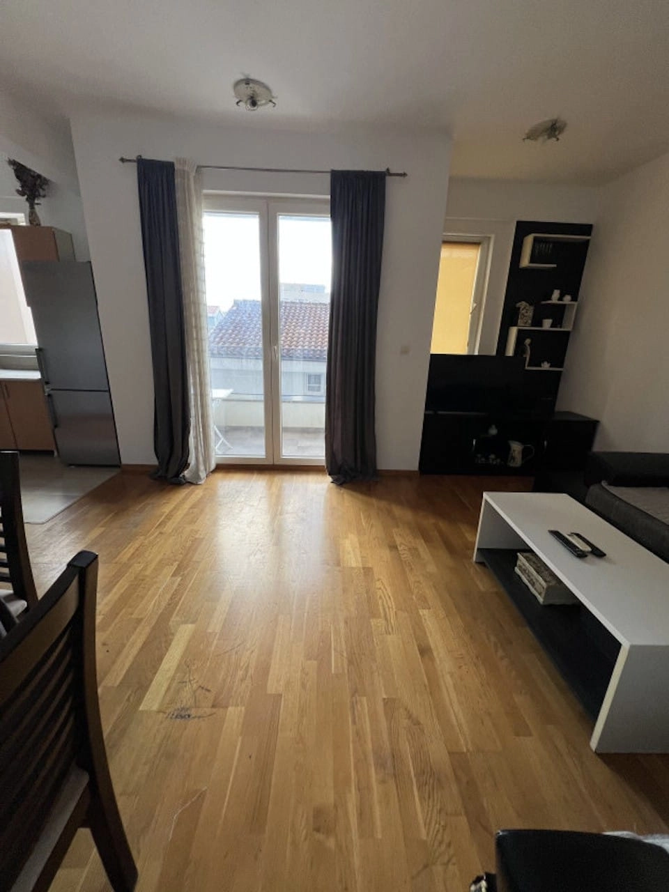 Jednosoban-stan-u-zgradi-Twister-Rozino-Budva-2 Jednosoban stan 50 m² – Rozino, Budva — fotografija 3