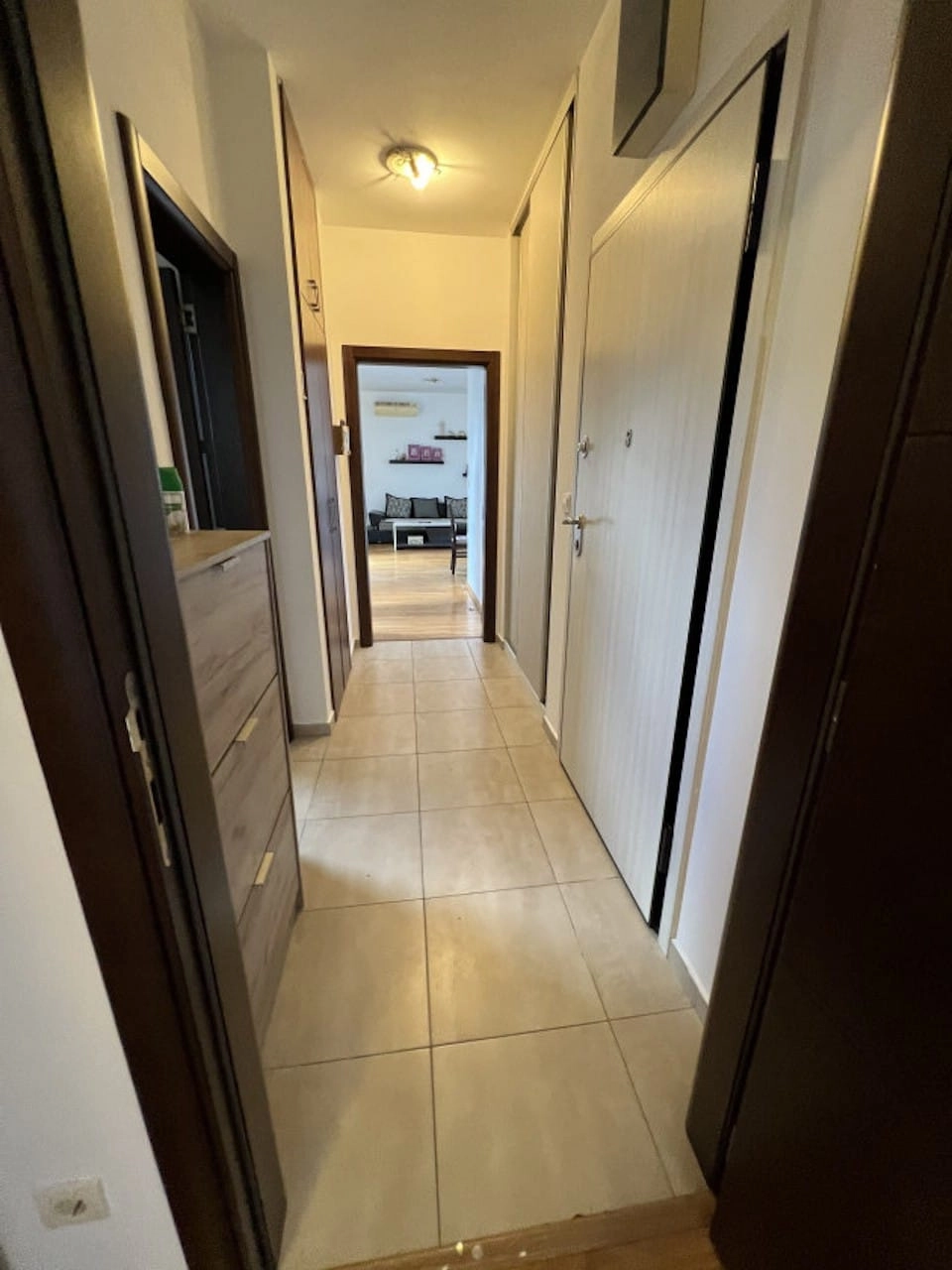 Jednosoban-stan-u-zgradi-Twister-Rozino-Budva-6 Jednosoban stan 50 m² – Rozino, Budva — fotografija 7