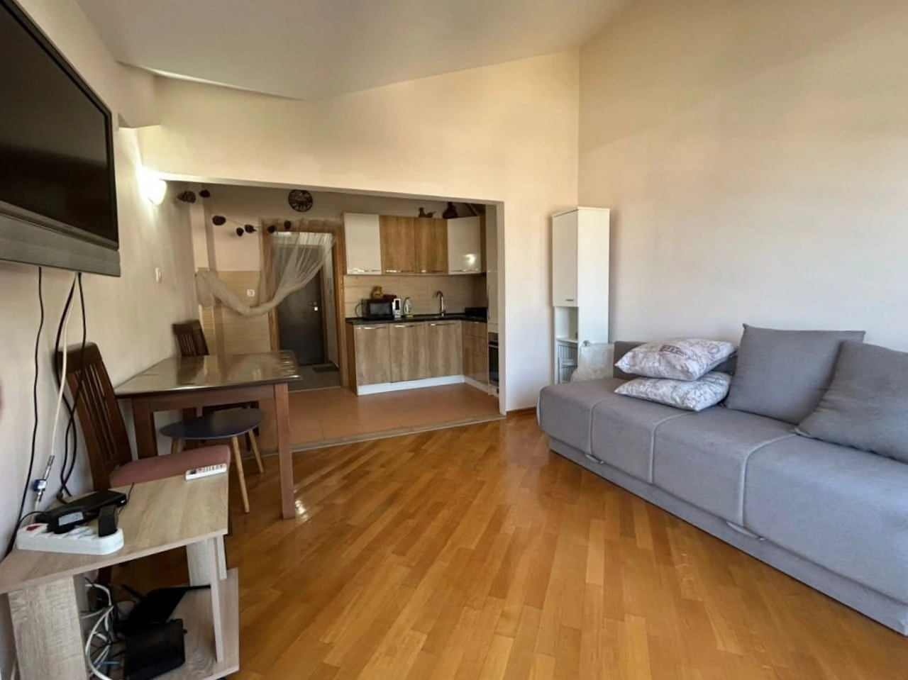 Dvosoban-stan-sa-pogledom-na-more-Babilonija-Budva-1 Dvosoban stan 77 m² – Centar, Budva — fotografija 2