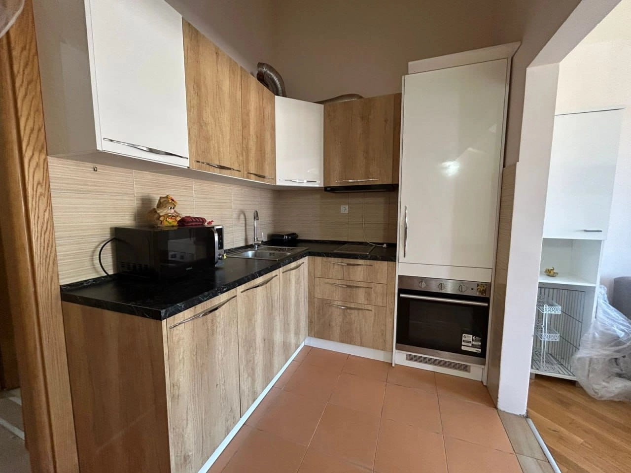 Dvosoban-stan-sa-pogledom-na-more-Babilonija-Budva-3 Dvosoban stan 77 m² – Centar, Budva — fotografija 4
