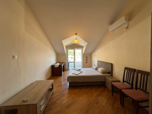 Dvosoban stan 77 m² – Centar, Budva — fotografija 6