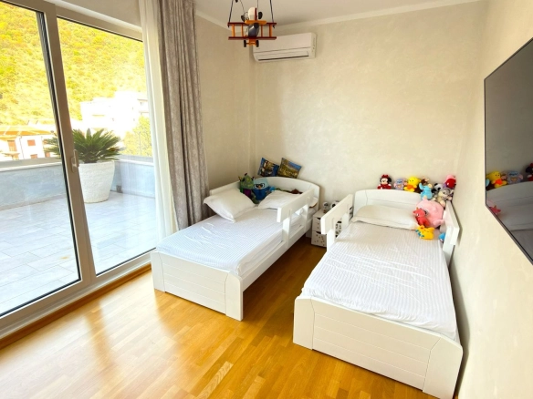 Trosoban stan 184 m² – Bečići, Budva — fotografija 9
