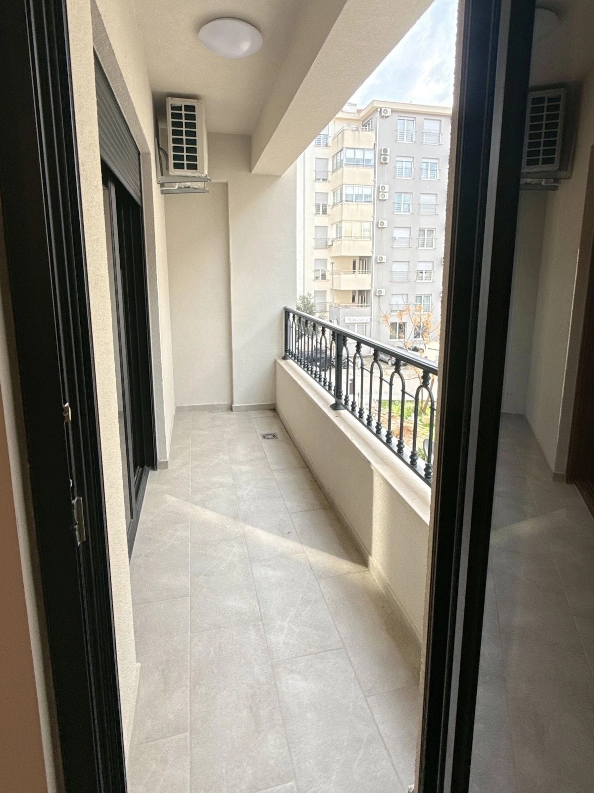 Jednosoban-stan-u-novogradnji-Rozino-Budva-2 Jednosoban stan 42 m² – Rozino, Budva — fotografija 3