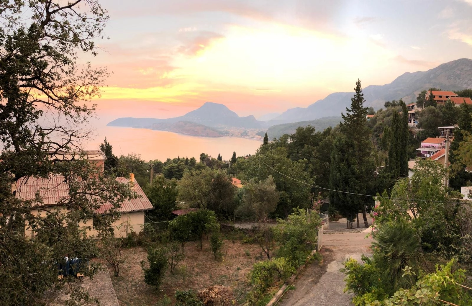 Trospratna-kuca-sa-pogledom-na-more-Sutomore-Bar-4 Kuća 350 m² – Sutomore, Bar — fotografija 5