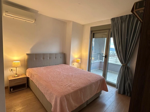 Dvosoban stan 87 m² – Tivat — fotografija 7