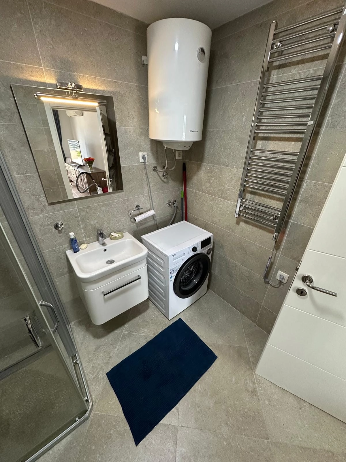 Dvosoban-stan-sa-pogledom-na-more-Pod-Kuk-Tivat-8 Dvosoban stan 87 m² – Tivat — fotografija 9