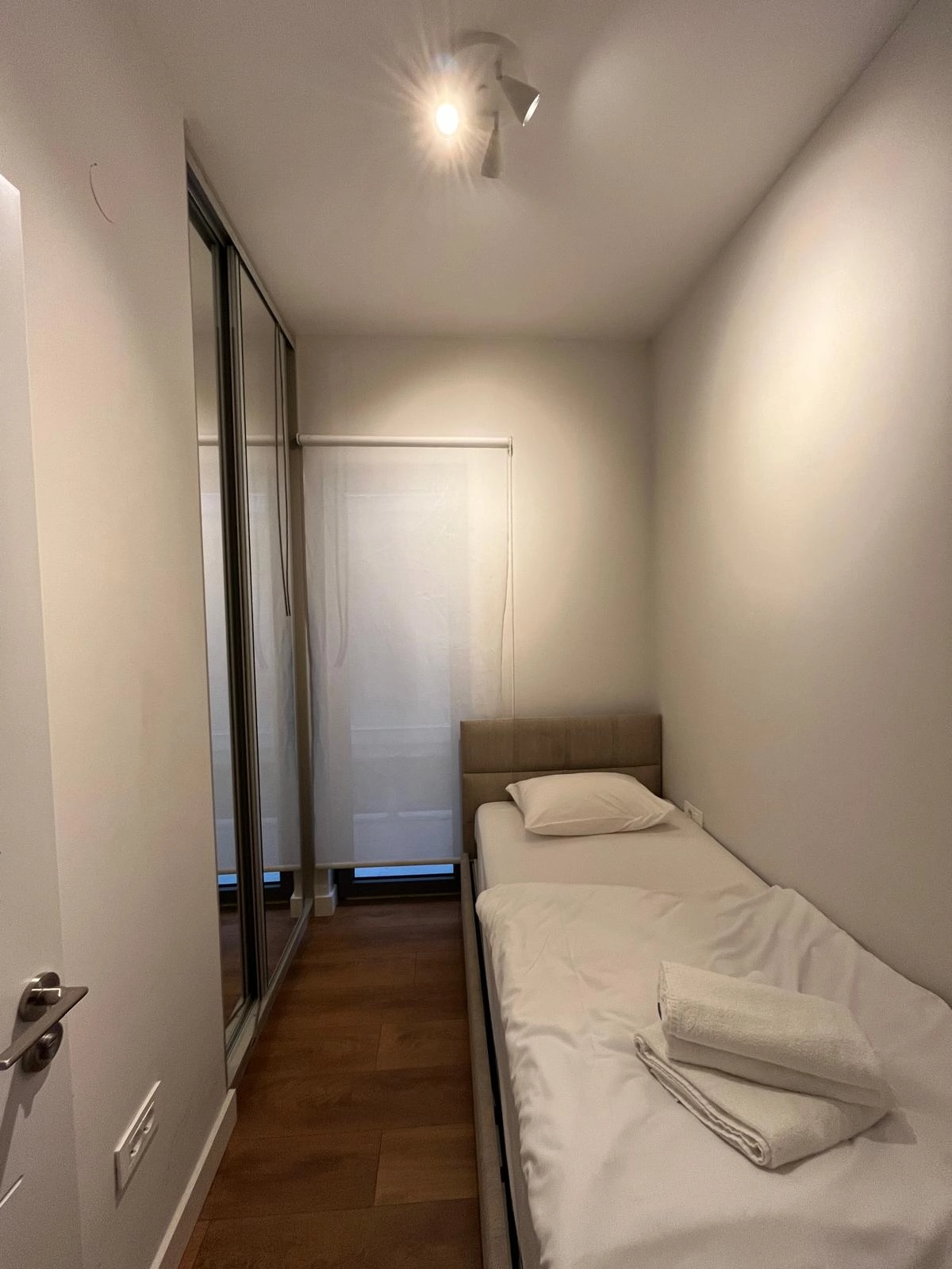 Dvosoban-stan-sa-terasom-i-pogledom-na-more-Kavac-Kotor-6 Dvosoban stan 42 m² – Kavač, Kotor — fotografija 7