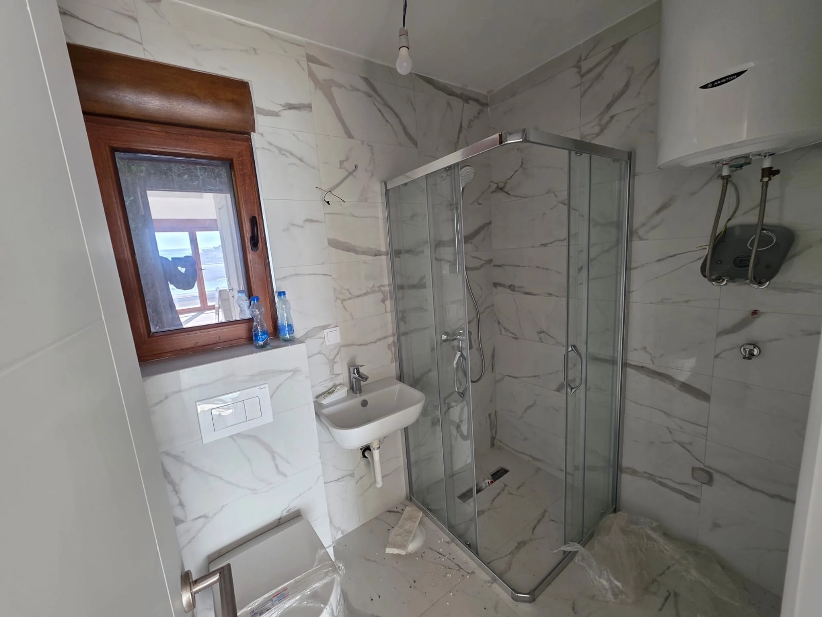 Trosoban-stan-sa-pogledom-na-more-u-Prznu-Budva-9 Trosoban stan 88 m² – Pržno, Budva — fotografija 10