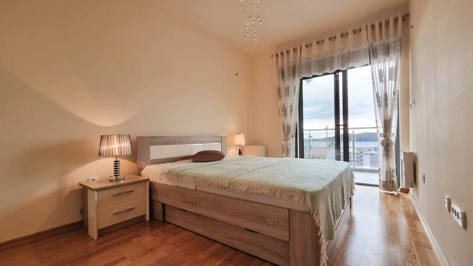 Jednosoban-stan-sa-pogledom-na-more-Becici-Budva-6 Jednosoban stan 49 m² – Bečići, Budva — fotografija 7