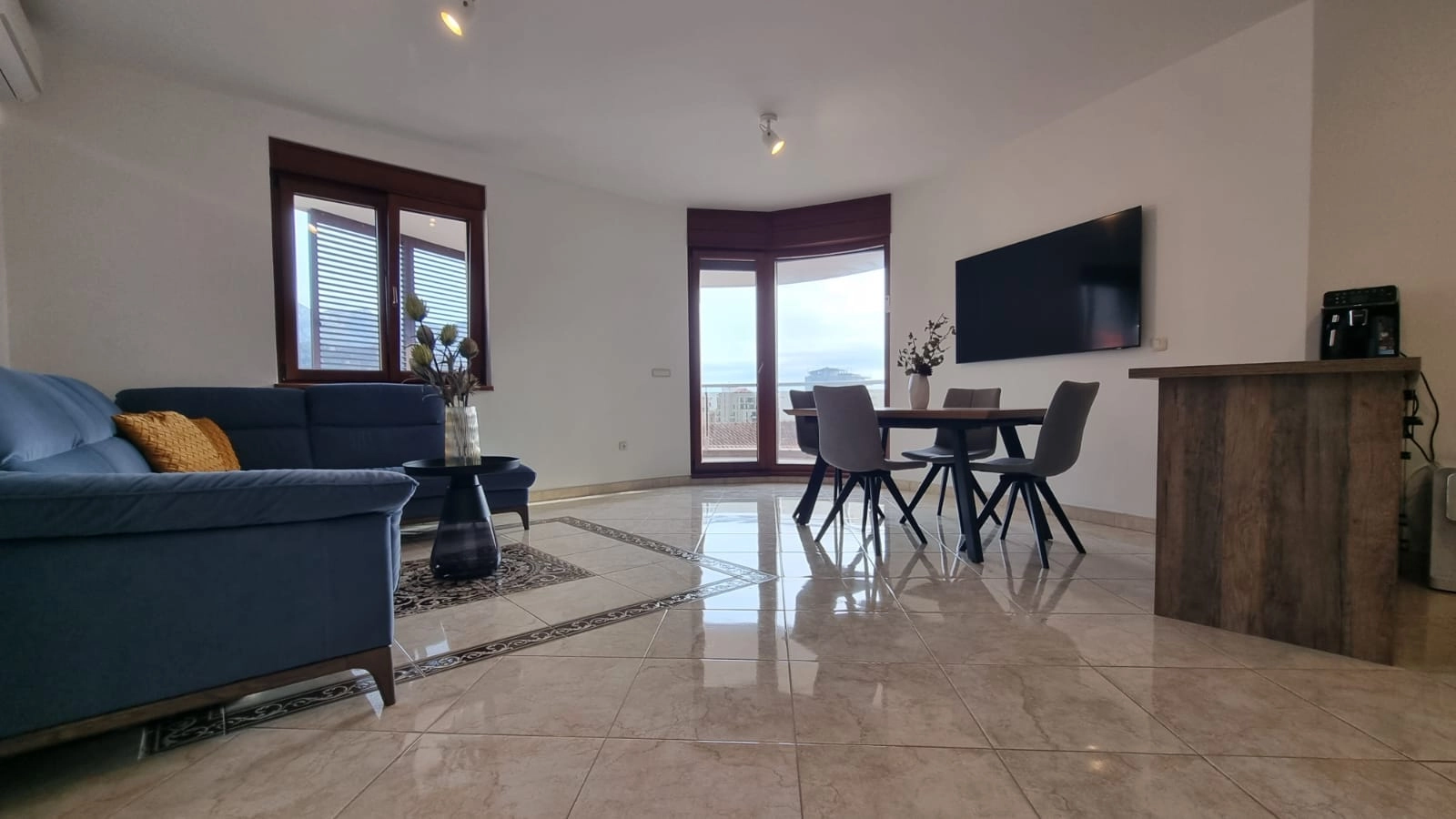 Trosoban stan 107 m² – Bečići, Budva — fotografija 3