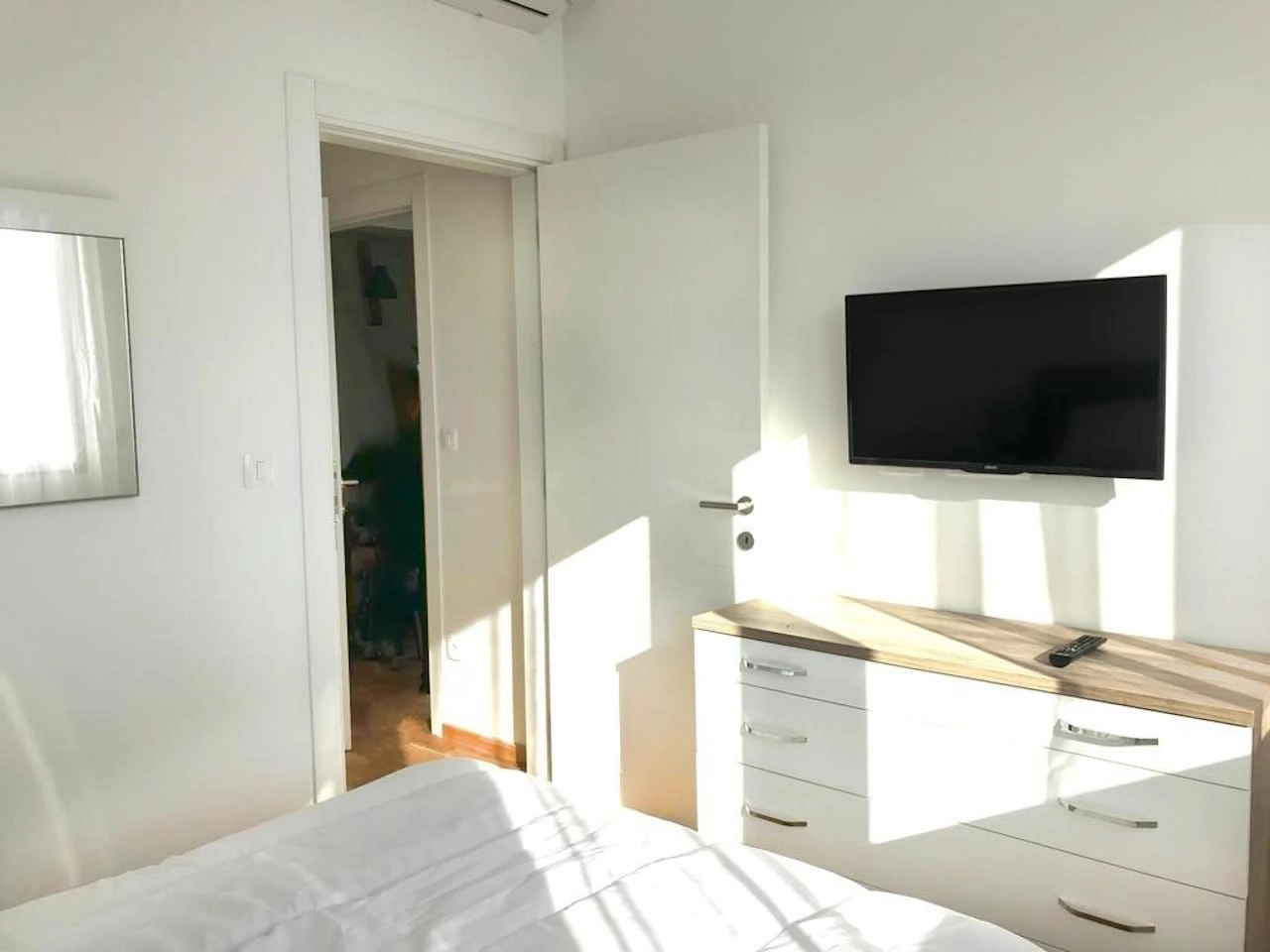 Jednosoban-stan-sa-terasom-i-pogledom-na-more-centar-Bara-4 Jednosoban stan 46 m² – Bar — fotografija 5
