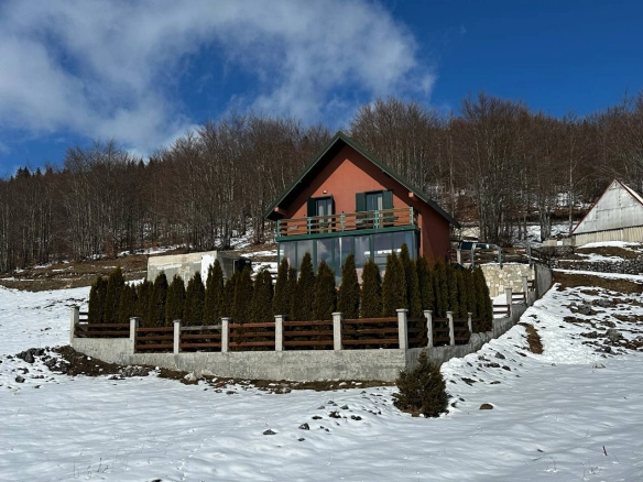 Planinska kuća blizu ski centra Savin Kuk