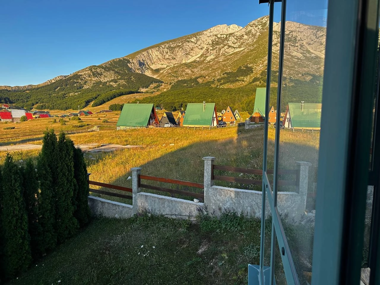 Planinska-kuca-blizu-ski-centra-Savin-Kuk-Zabljak-2 Kuća 109 m² – Žabljak — fotografija 3