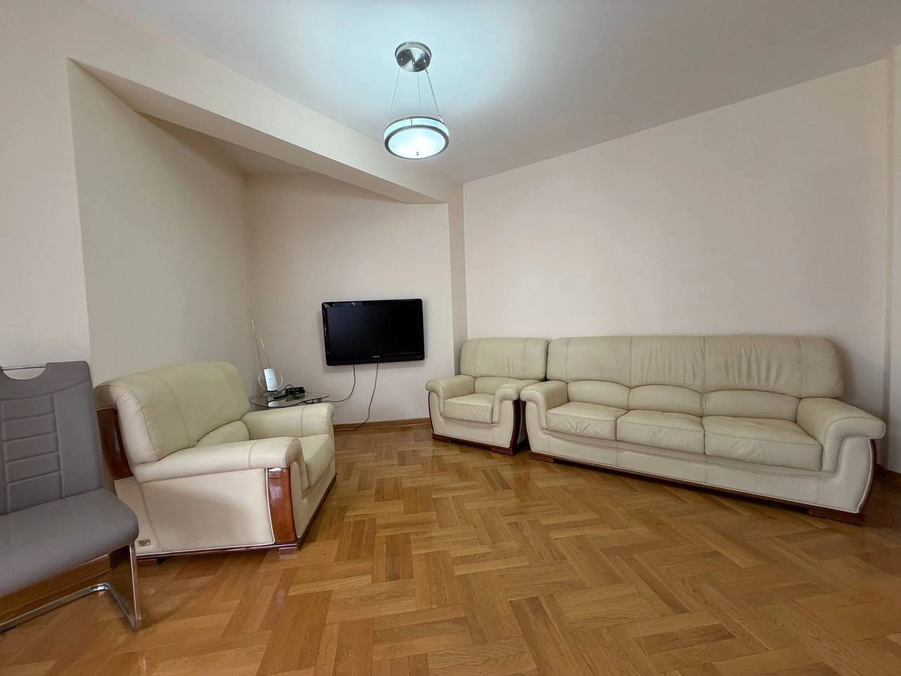 Jednosoban-stan-u-kompleksu-Zetagradnja-Bar-2 Jednosoban stan 61 m² – Bar — fotografija 3