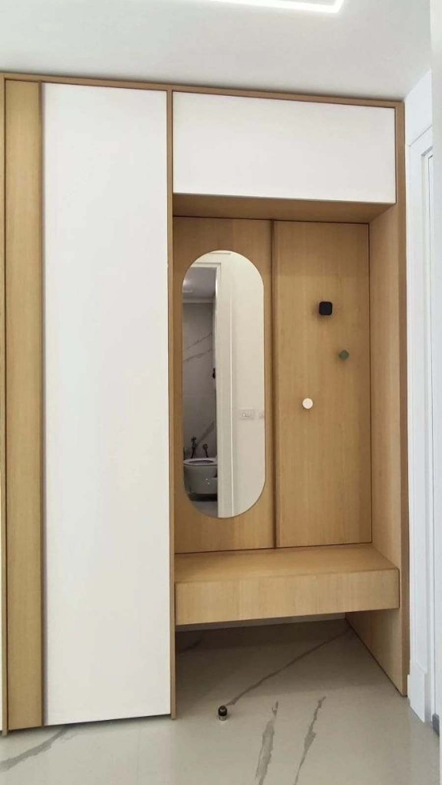 Garsonjera-36-m²-sa-namjestajem-po-mjeri-Bar-8 Garsonjera 36 m² – Bar — fotografija 9
