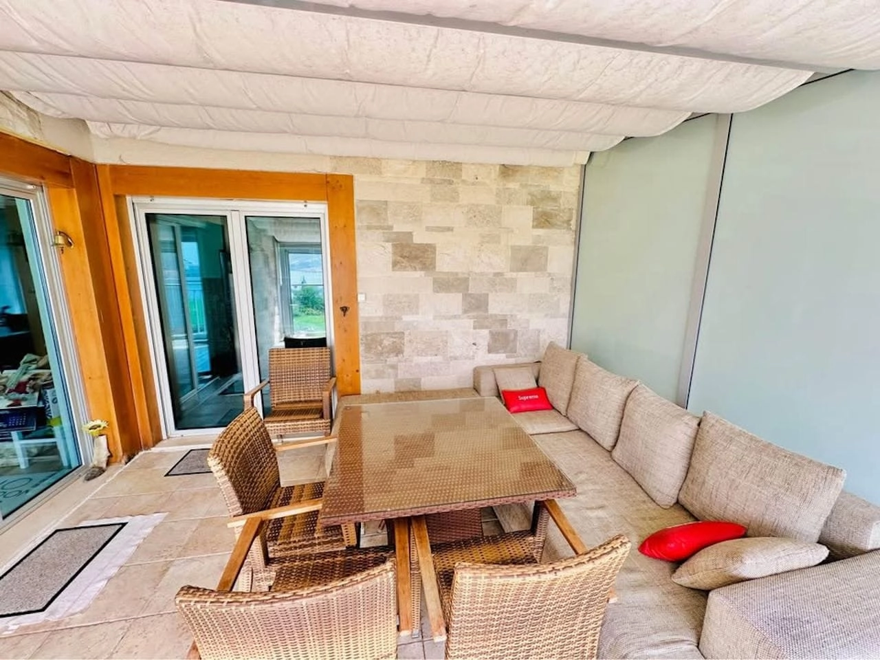 Penthaus-s-pogledom-na-zaliv-Dobrota-Kotor-2 Dvosoban stan 102 m² – Dobrota, Kotor — fotografija 3