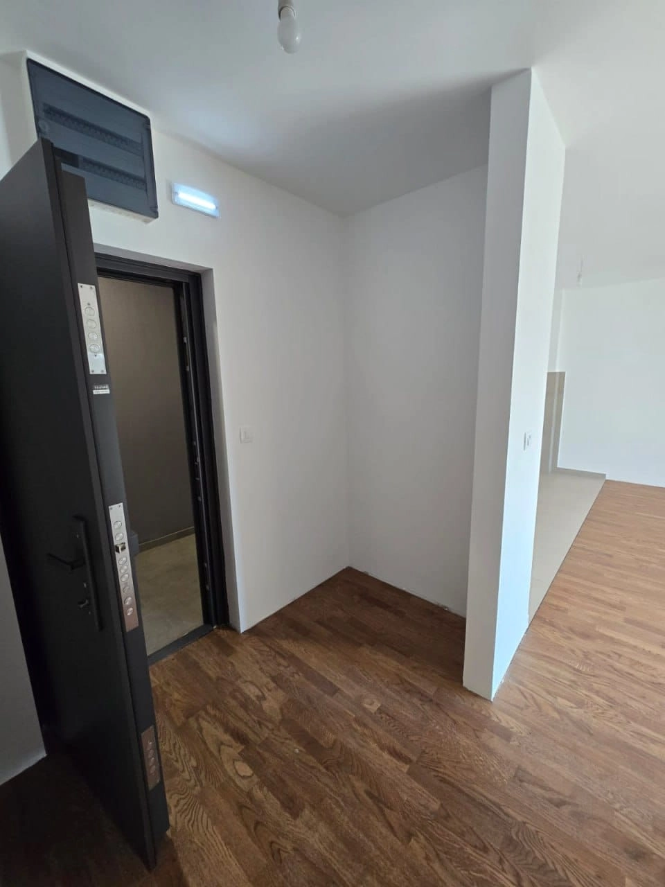 Dvosoban-stan-sa-pogledom-na-more-Susanj-Bar-6 Dvosoban stan 69 m² – Šušanj, Bar — fotografija 7
