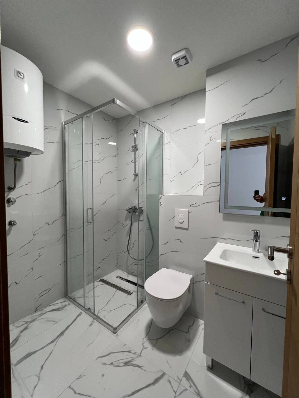 Dvosoban stan 93 m² – Kamenovo, Budva — fotografija 6