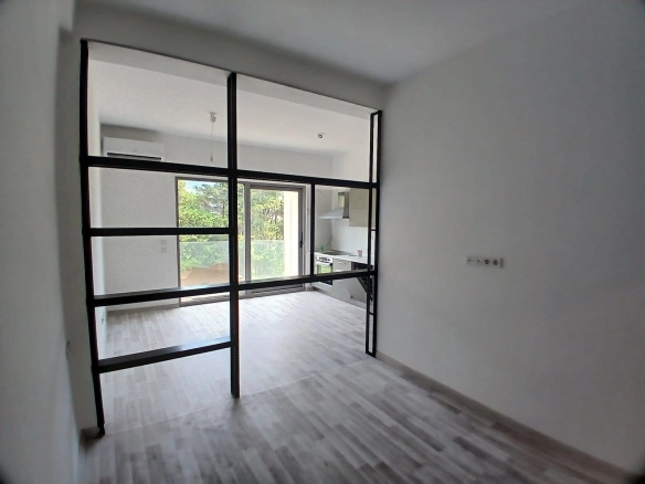 Garsonjera 41 m² – Bar — fotografija 4