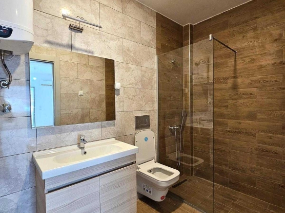 Dvosoban stan 72 m² – Bar — fotografija 6