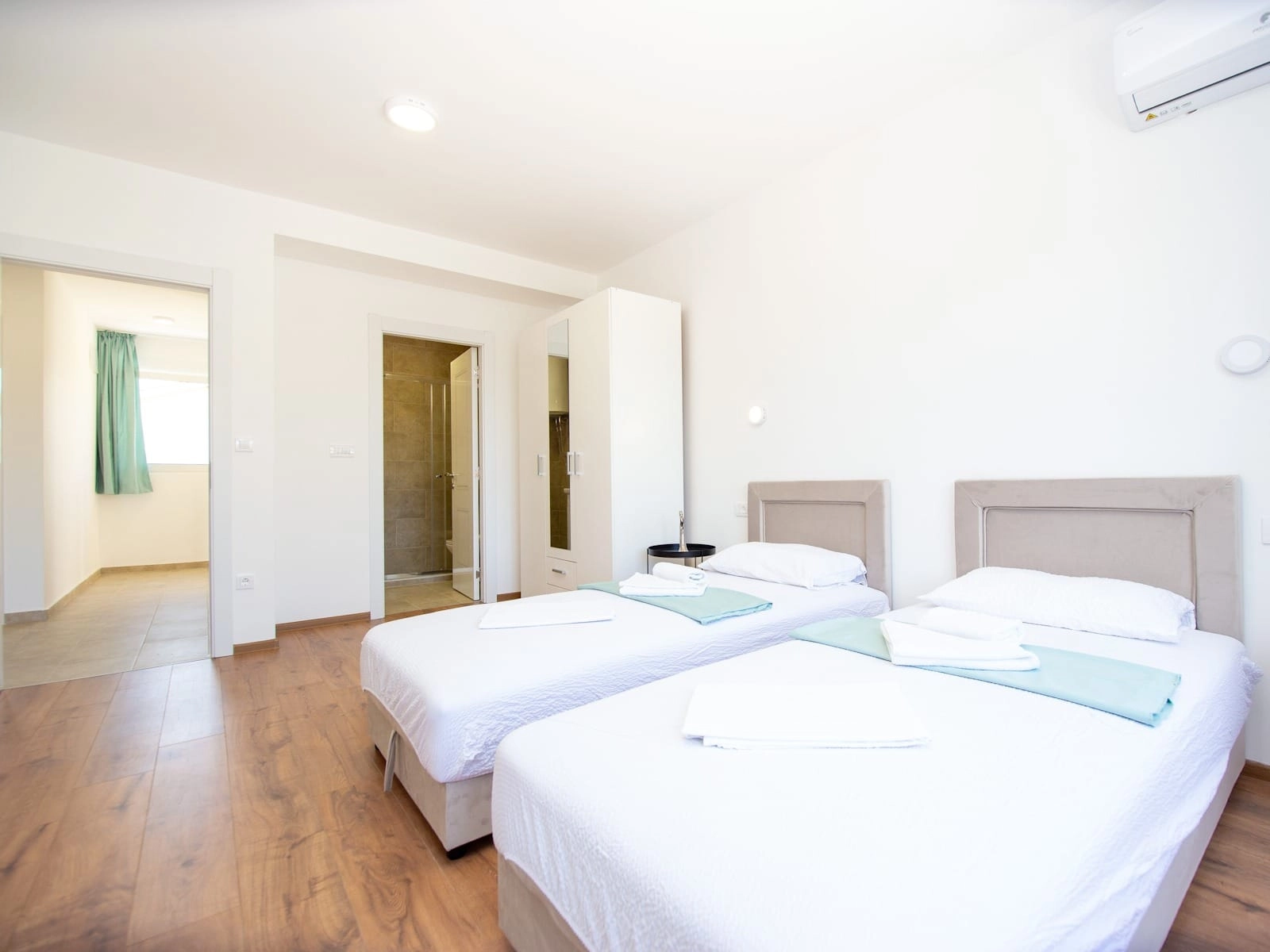 Duplex-stan-sa-dvoristem-u-Radanovicima-Kotor-7 Trosoban stan 132 m² – Radanovići, Kotor — fotografija 8