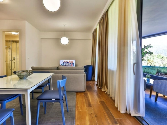 Dvosoban stan 100 m² – Centar, Budva — fotografija 3