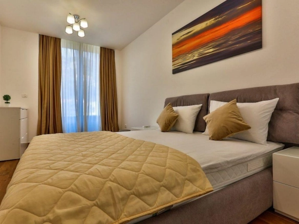 Dvosoban stan 100 m² – Centar, Budva — fotografija 9