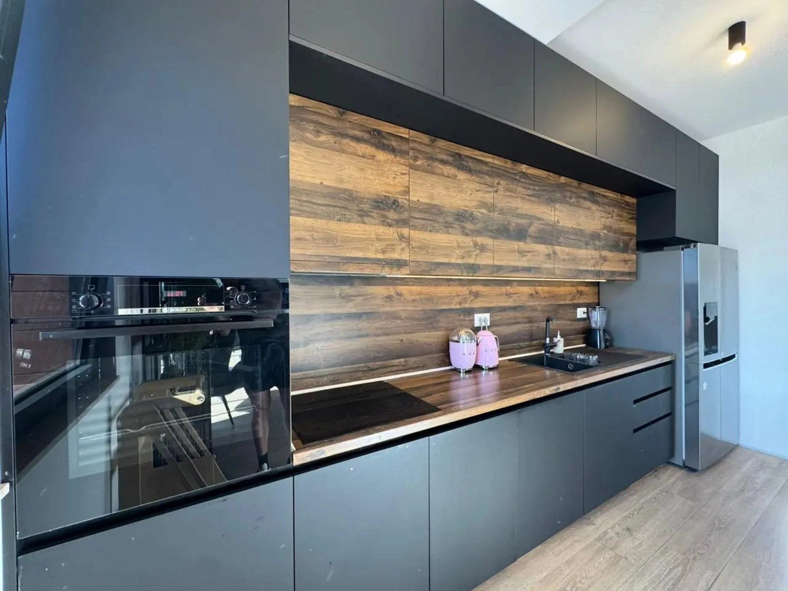 Penthaus-sa-terasom-i-pogledom-na-more-Budva-4 Trosoban stan 145 m² – Gospoština, Budva — fotografija 5