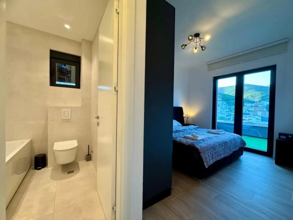 Trosoban stan 145 m² – Gospoština, Budva — fotografija 8