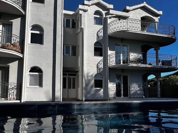 Dvosoban stan 79 m² – Budva — fotografija 2