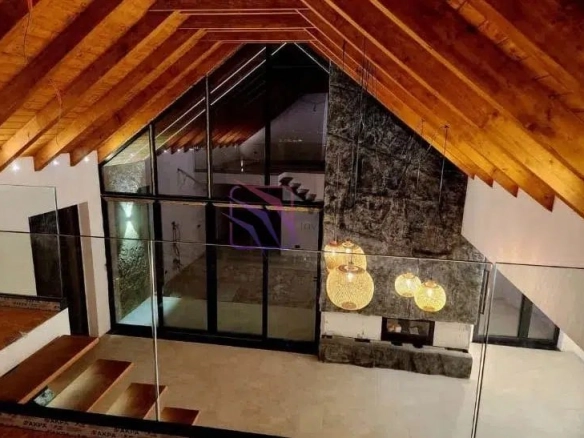 Nova kuća sa dvorištem u Zoganju