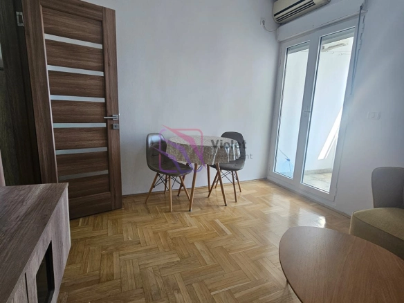 Izdavanje: Garsonjera – Centar, Podgorica — fotografija 7