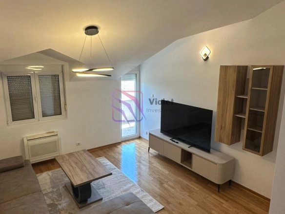 Izdavanje: Dvosoban stan 72 m² – Momišići, Podgorica — fotografija 3