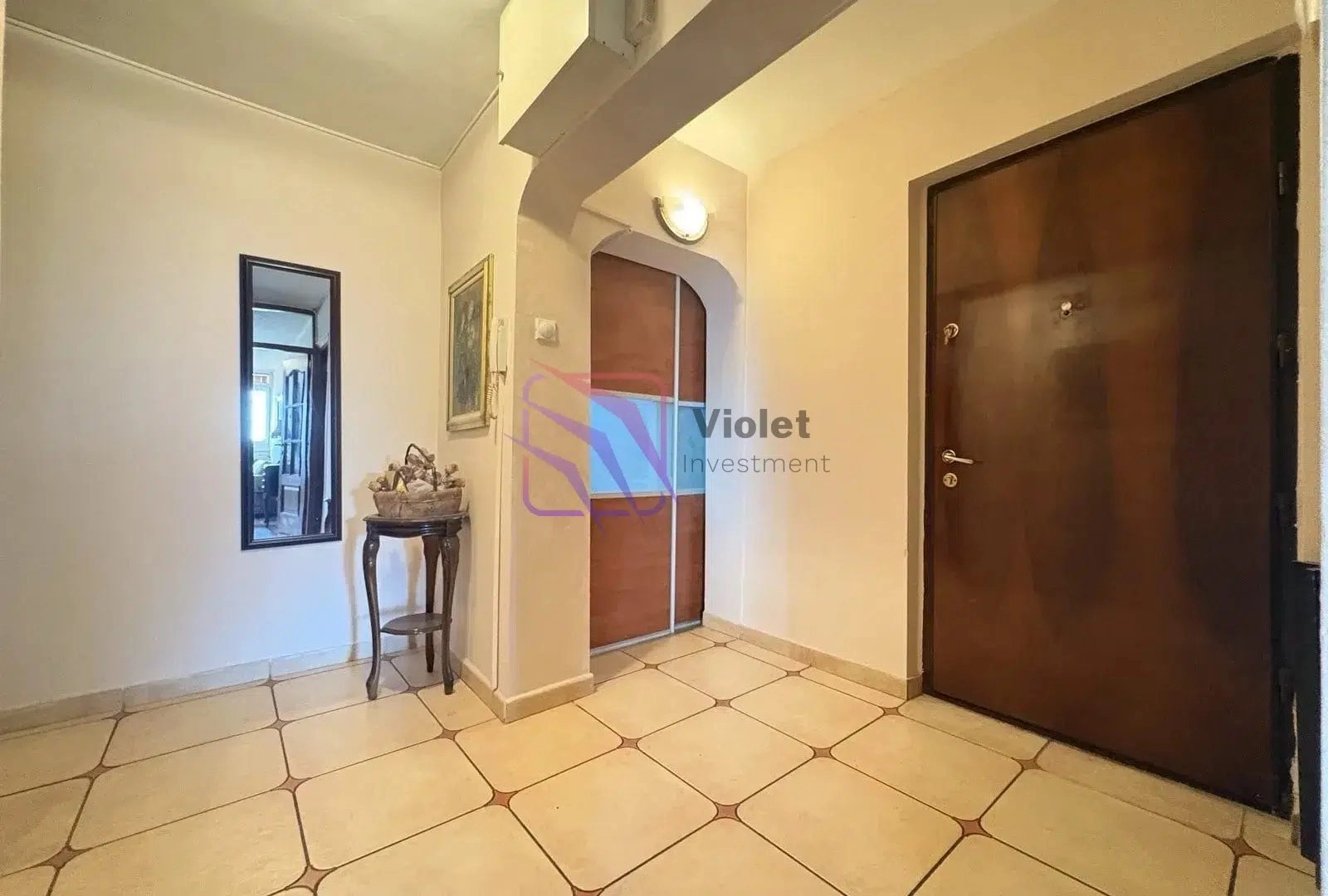 Trosoban-stan-u-Bloku-5-Podgorica-6 Trosoban stan 101 m² – Blok 5, Podgorica — fotografija 7