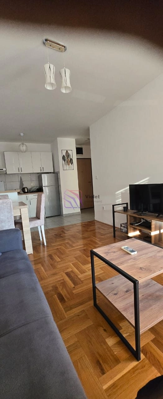 Jednosoban-stan-na-Krivom-mostu-Podgorica-2 Izdavanje: Jednosoban stan 40 m² – Krivi most, Podgorica — fotografija 3